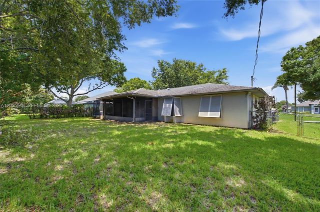 642 Nobles St, Sebastian, FL 32958