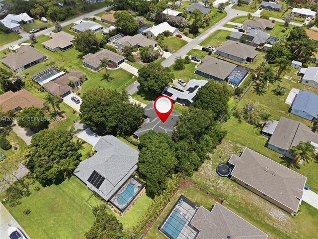 642 Nobles St, Sebastian, FL 32958