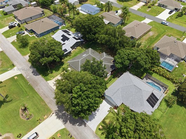 642 Nobles St, Sebastian, FL 32958