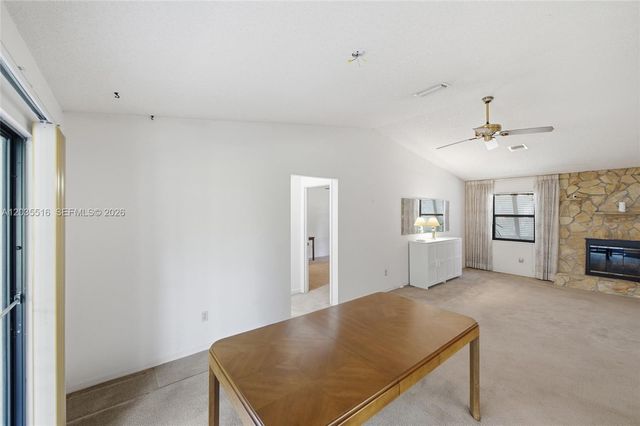 642 Nobles St, Sebastian, FL 32958