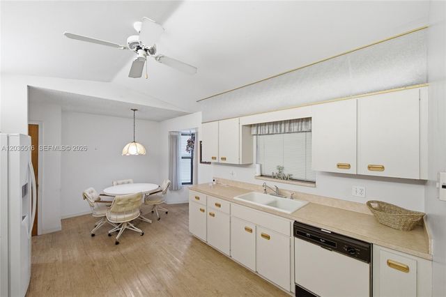 642 Nobles St, Sebastian, FL 32958