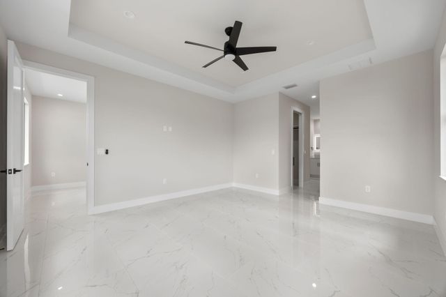 2015 NW 21st Street, Cape Coral, FL 33993