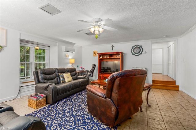 4733 Eastwin Drive, Winston-salem, NC 27104