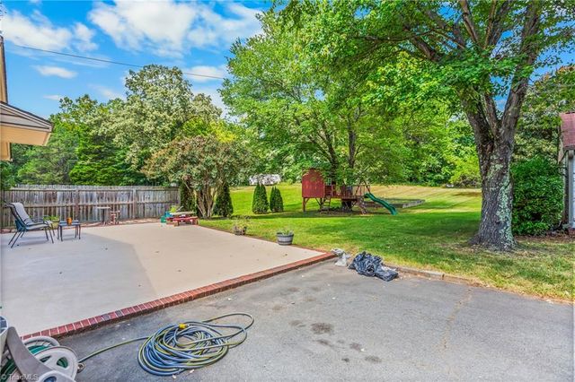 4733 Eastwin Drive, Winston-salem, NC 27104