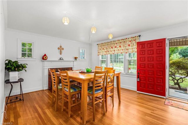 4733 Eastwin Drive, Winston-salem, NC 27104