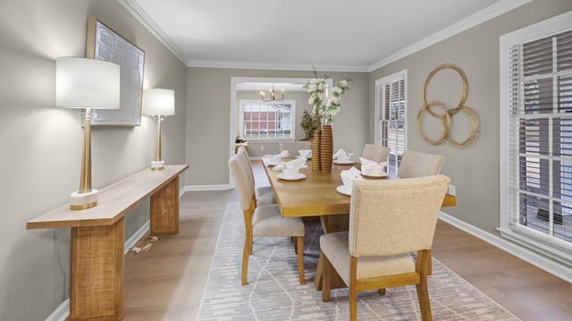 8295 FARMINGTON BLVD, Germantown, TN 38139