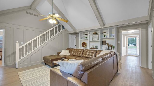 8295 FARMINGTON BLVD, Germantown, TN 38139