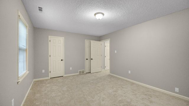 8295 FARMINGTON BLVD, Germantown, TN 38139