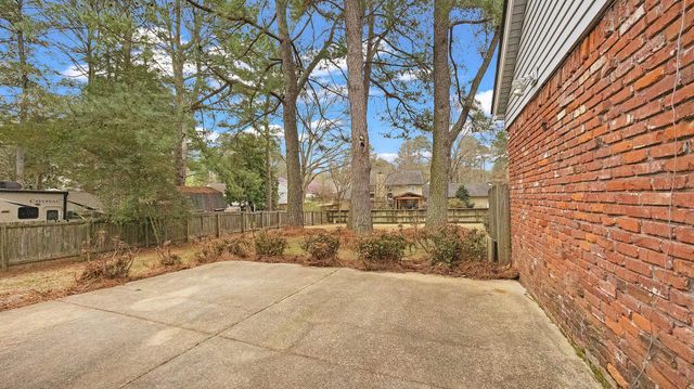 8295 FARMINGTON BLVD, Germantown, TN 38139