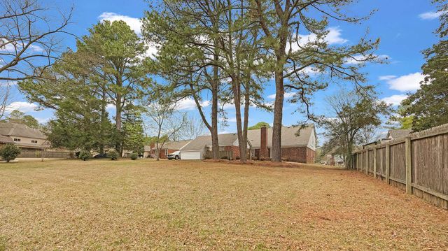 8295 FARMINGTON BLVD, Germantown, TN 38139