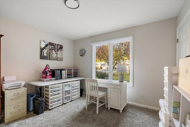 7820 Oakmont Court NE, Rockford, MI 49341