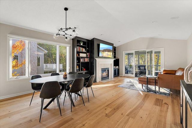 7820 Oakmont Court NE, Rockford, MI 49341