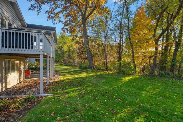 7820 Oakmont Court NE, Rockford, MI 49341