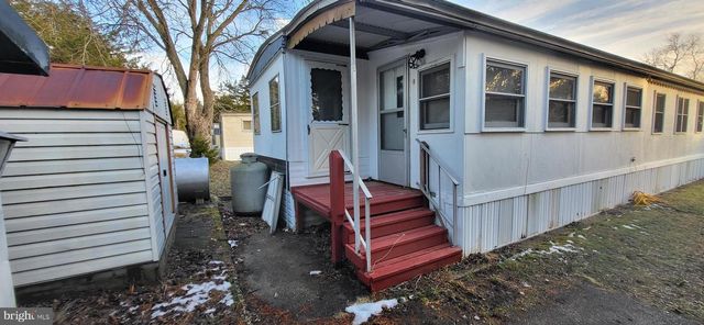 105 JUNIPER, Barnegat, NJ 08005