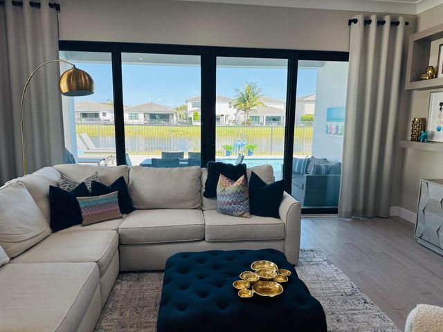 8537 Apple Falls Lane, Boca Raton, FL 33496