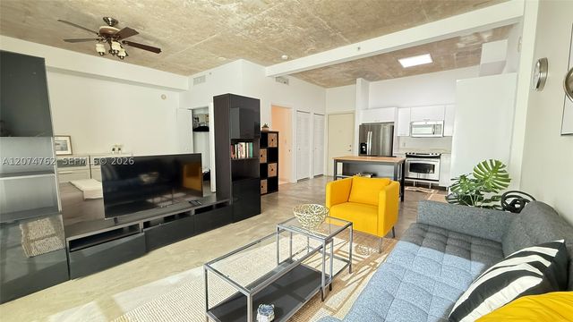 234 NE 3rd St 405, Miami, FL 33132