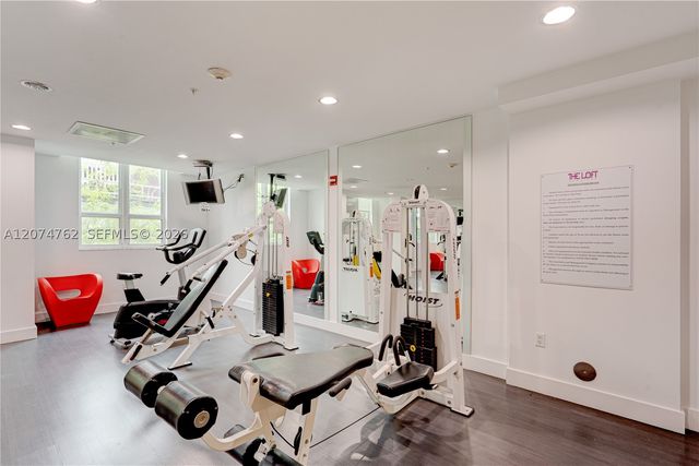234 NE 3rd St 405, Miami, FL 33132