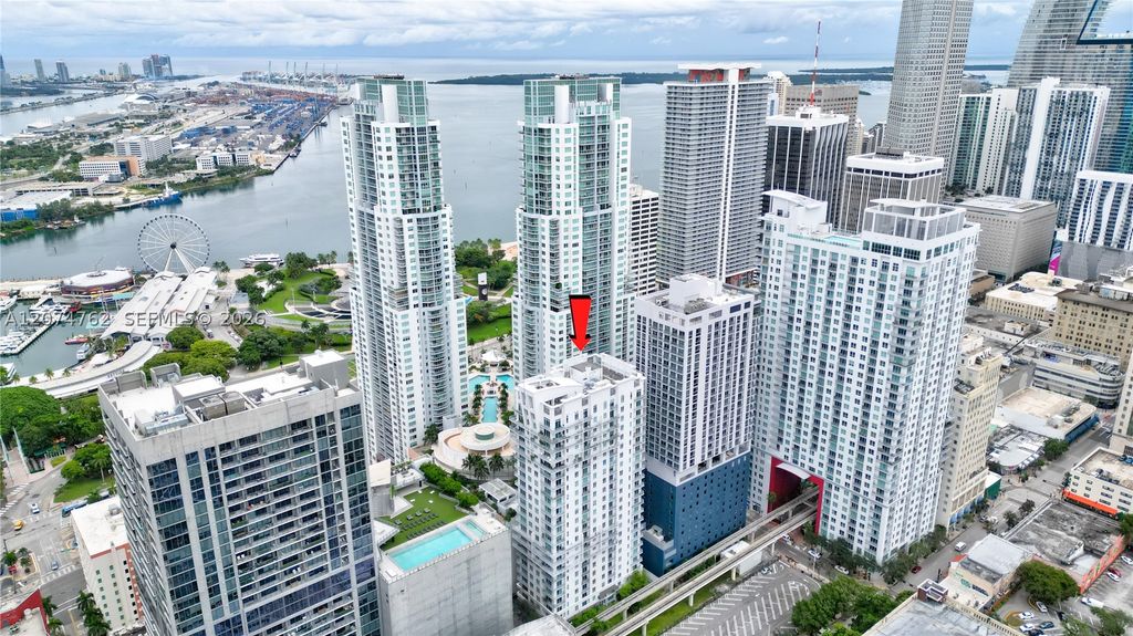 234 NE 3rd St 405, Miami, FL 33132