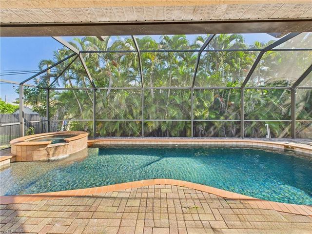 18561 Olive RD, Fort Myers, FL 33967