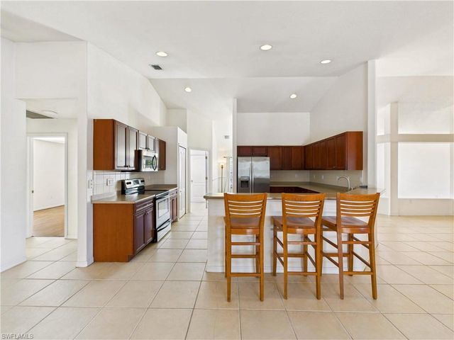 18561 Olive RD, Fort Myers, FL 33967