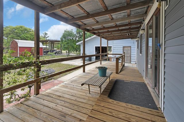 25801 BLUE LAKES DRIVE, Paisley, FL 32767