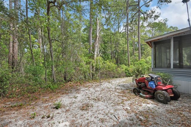 25801 BLUE LAKES DRIVE, Paisley, FL 32767