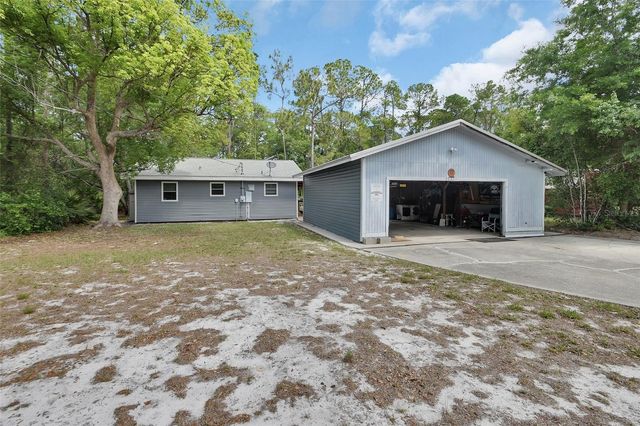 25801 BLUE LAKES DRIVE, Paisley, FL 32767