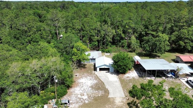 25801 BLUE LAKES DRIVE, Paisley, FL 32767