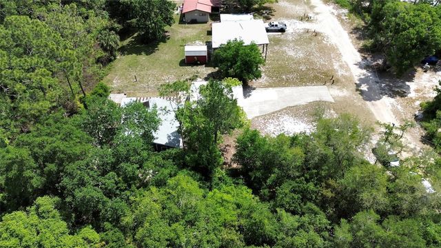 25801 BLUE LAKES DRIVE, Paisley, FL 32767