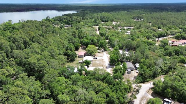 25801 BLUE LAKES DRIVE, Paisley, FL 32767