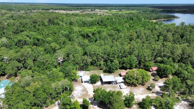 25801 BLUE LAKES DRIVE, Paisley, FL 32767
