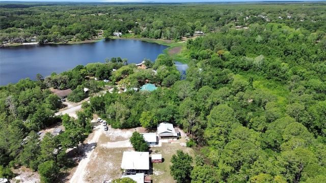 25801 BLUE LAKES DRIVE, Paisley, FL 32767