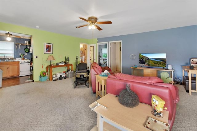25801 BLUE LAKES DRIVE, Paisley, FL 32767