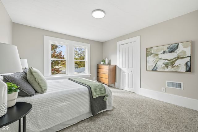 122 S 3rd Avenue, Beech Grove, IN 46107