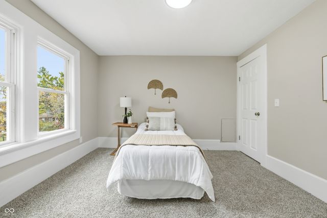 122 S 3rd Avenue, Beech Grove, IN 46107