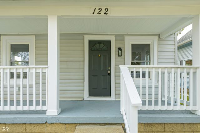 122 S 3rd Avenue, Beech Grove, IN 46107