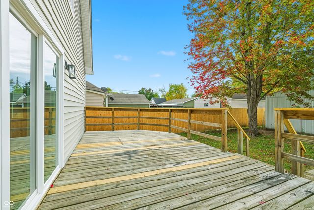 122 S 3rd Avenue, Beech Grove, IN 46107