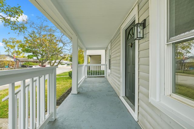 122 S 3rd Avenue, Beech Grove, IN 46107