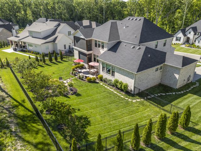 4712 Majestic Meadows Dr, Arrington, TN 37014