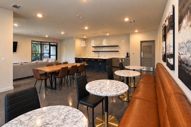 2900 Edwin Way Apt 202, Nashville, TN 37207