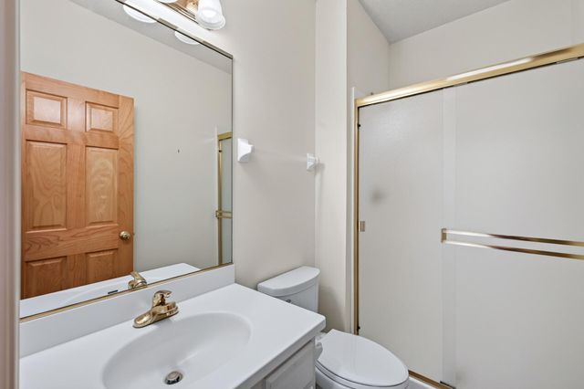 8808 Preserve Trail, Savage, MN 55378