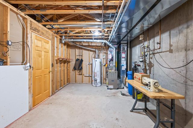 8808 Preserve Trail, Savage, MN 55378