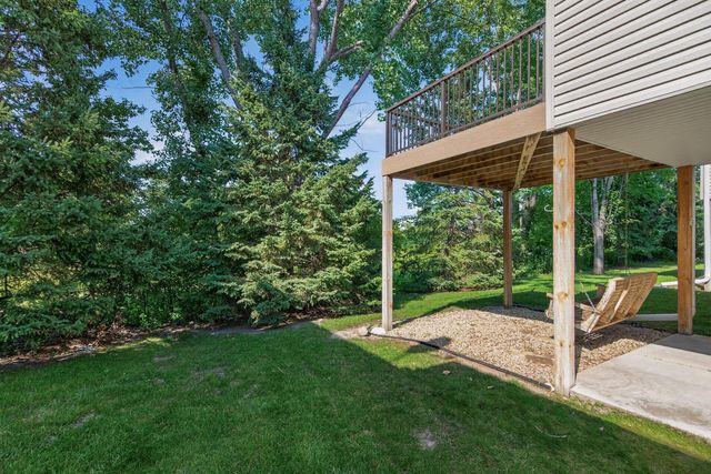 8808 Preserve Trail, Savage, MN 55378