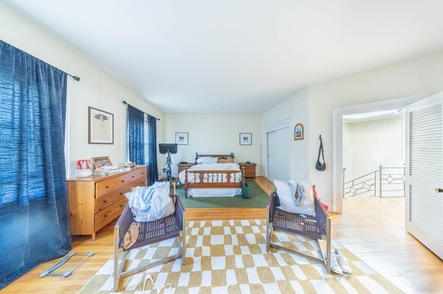 1712 Beacon St 2, Brookline, MA 02446