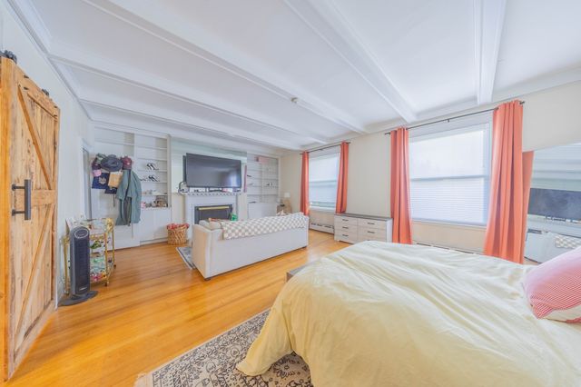 1712 Beacon St 2, Brookline, MA 02446