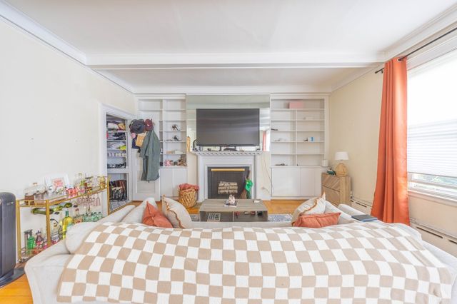 1712 Beacon St 2, Brookline, MA 02446