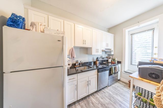 1712 Beacon St 2, Brookline, MA 02446