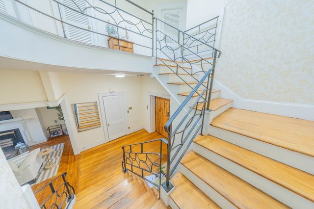 1712 Beacon St 2, Brookline, MA 02446