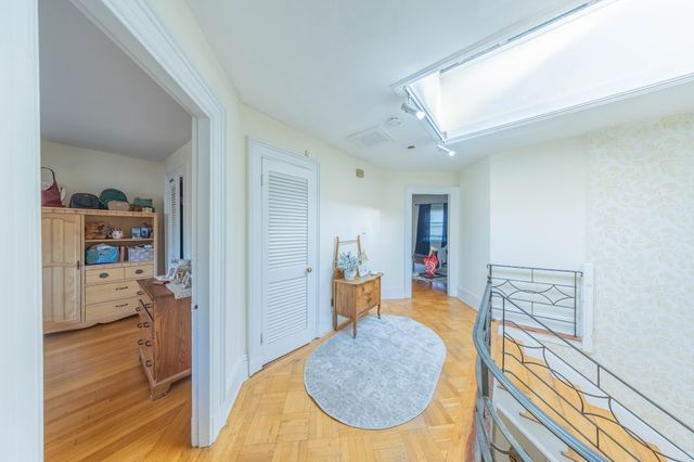 1712 Beacon St 2, Brookline, MA 02446