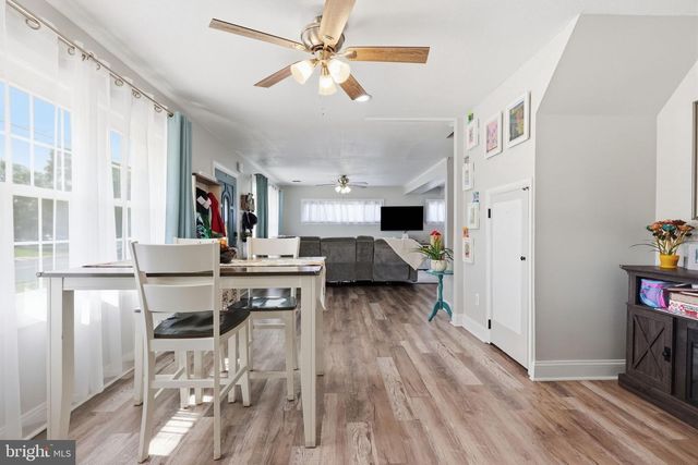 2808 NORCOM RD, Philadelphia, PA 19154